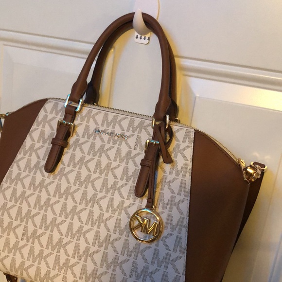 Michael Kors bag NWT - Picture 6 of 7